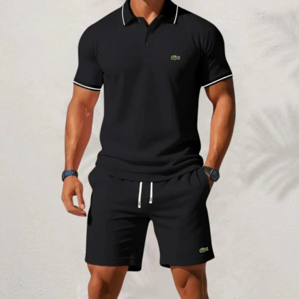 Set aus Poloshirt und Shorts